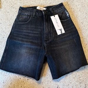 One Mile Mid Length Black Shorts